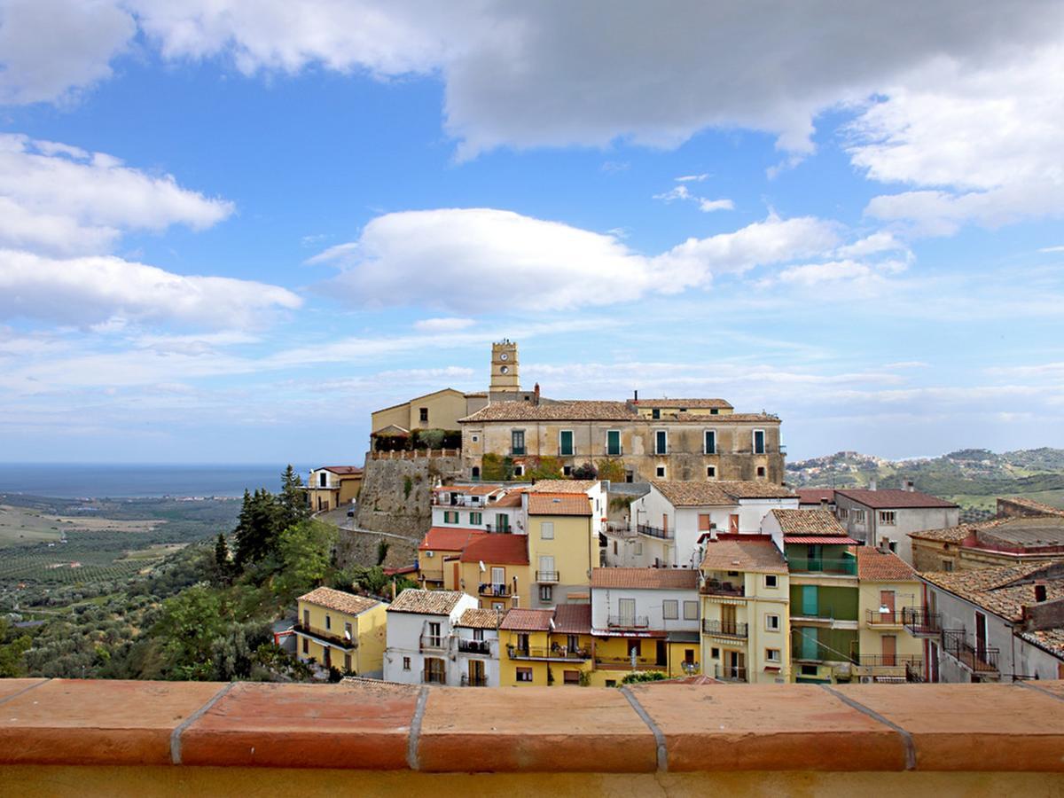 Palazzo Madeo - Residenza D'Epoca Panzió Crosia Kültér fotó